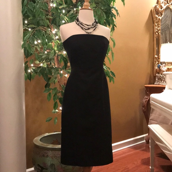 ANN TAYLOR BLACK STRAPLESS DRESS PETITE SIZE 4 - Picture 2 of 8